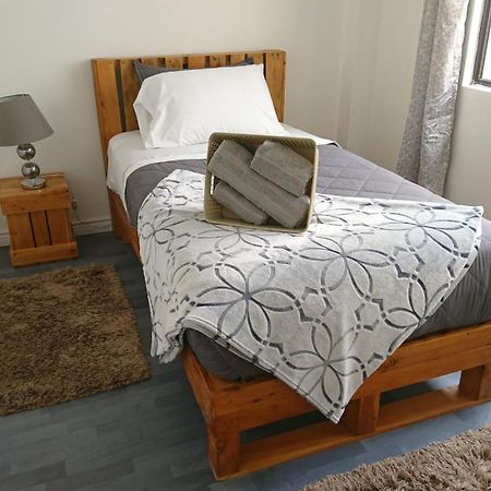 Отель Tin House Кито Экстерьер фото