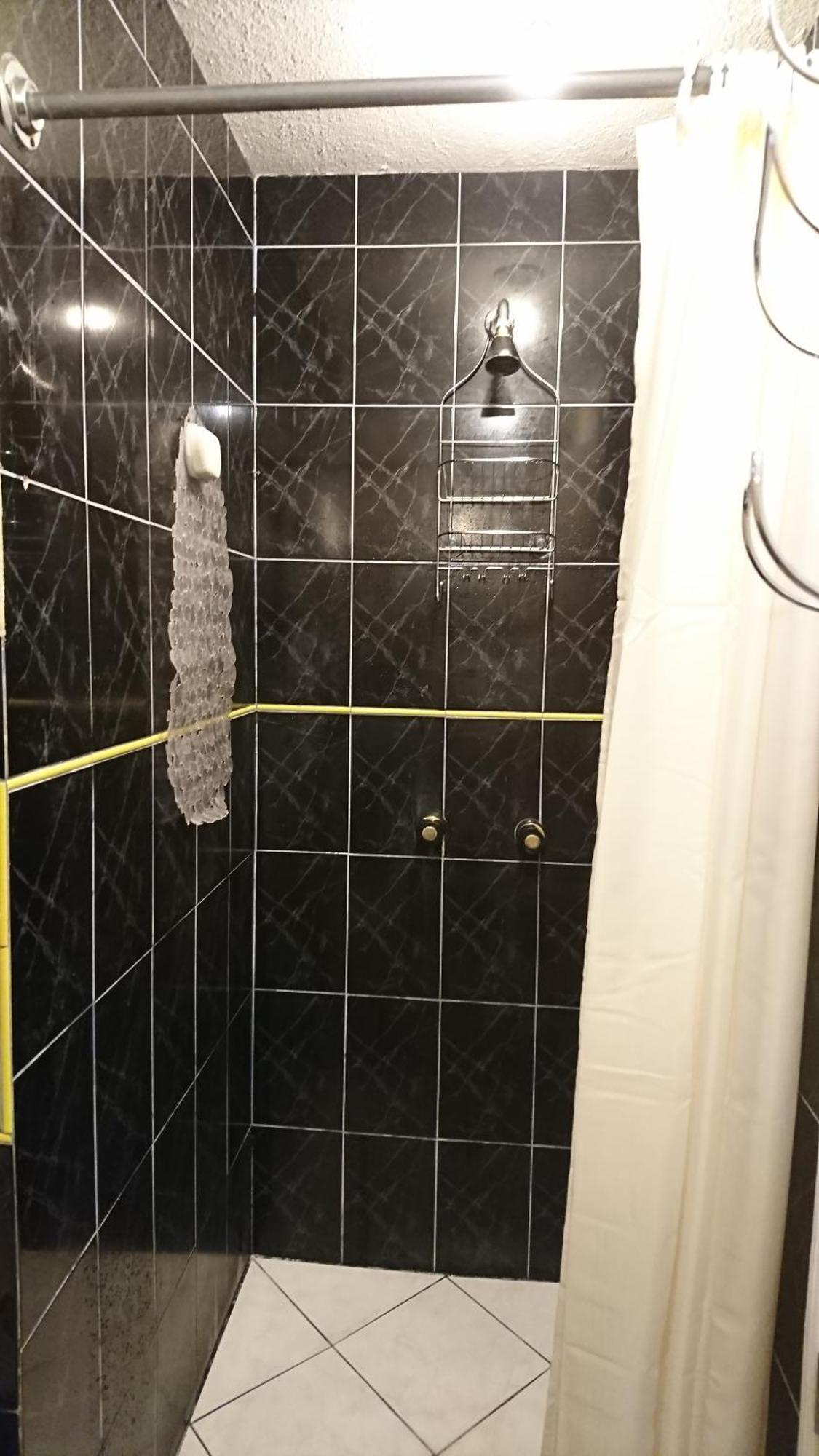 Отель Tin House Кито Экстерьер фото