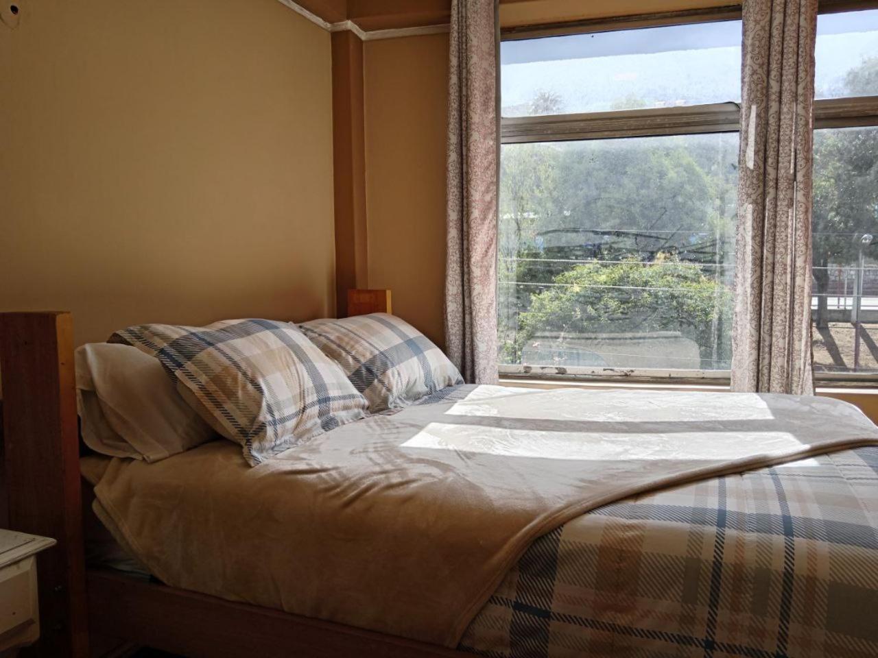 Отель Tin House Кито Экстерьер фото