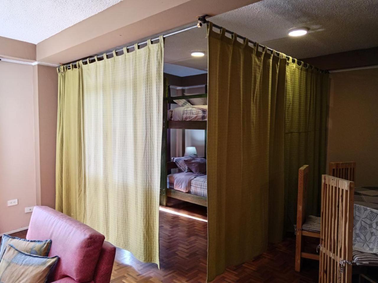 Отель Tin House Кито Экстерьер фото